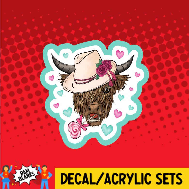 Highland Cow with Hat - DECAL AND ACRYLIC SHAPE #DA0662